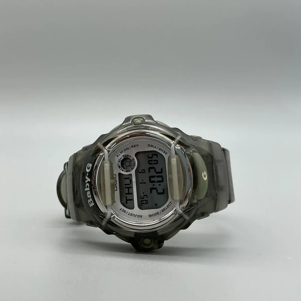 Casio see photos